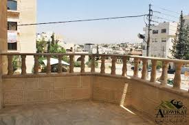 البلكونات والواجهات